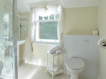 Guest house Bryn Woodlands House Colwyn Bay